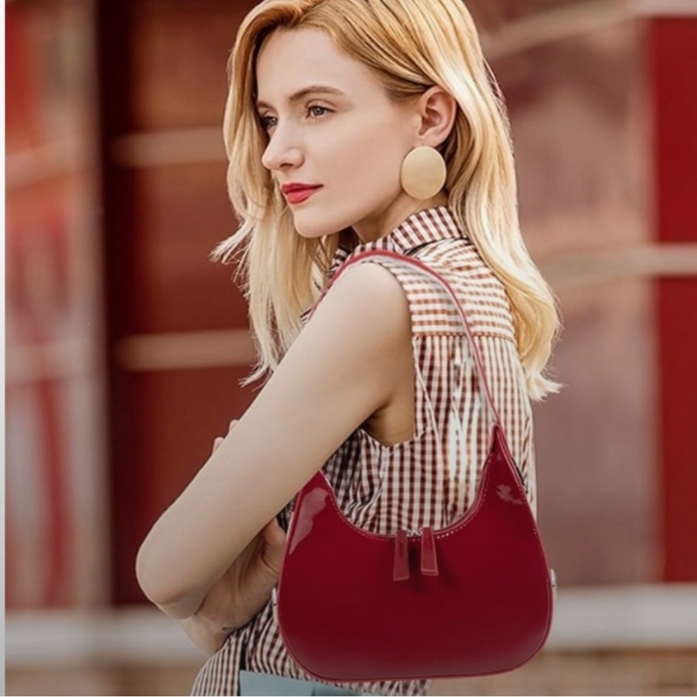 Elegant Red Women's Bag - Picture 3 of 9